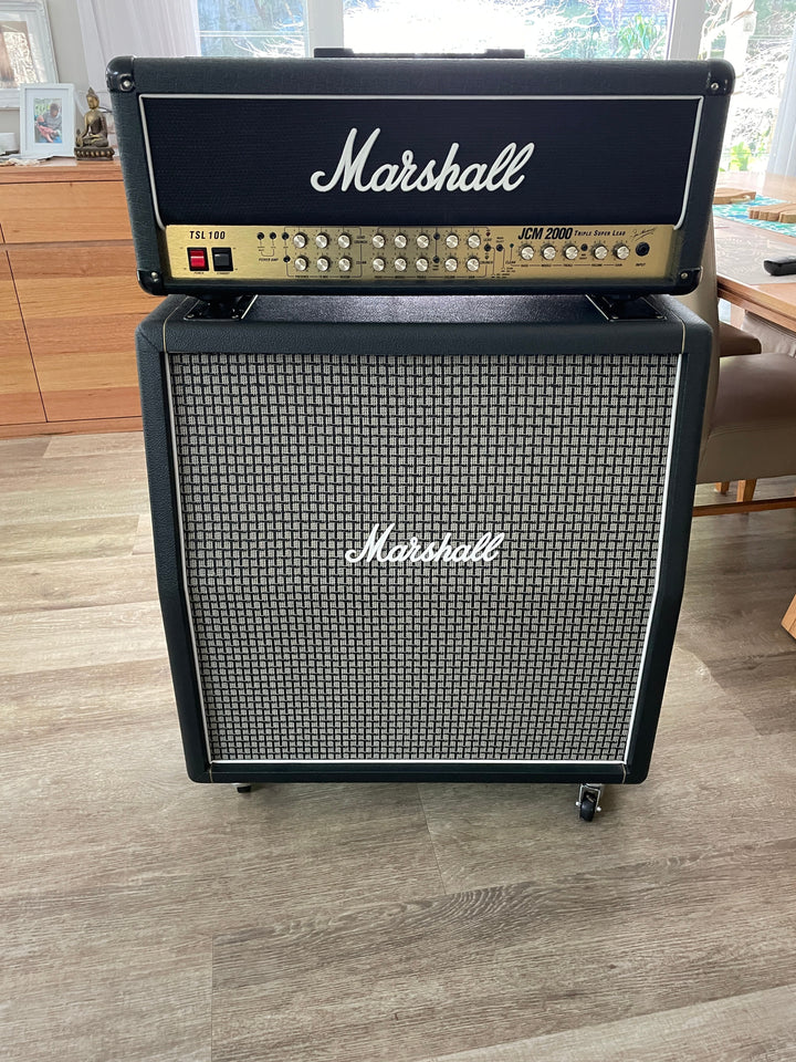 Marshall JCM 2000 & 1960AX cab with V30’s