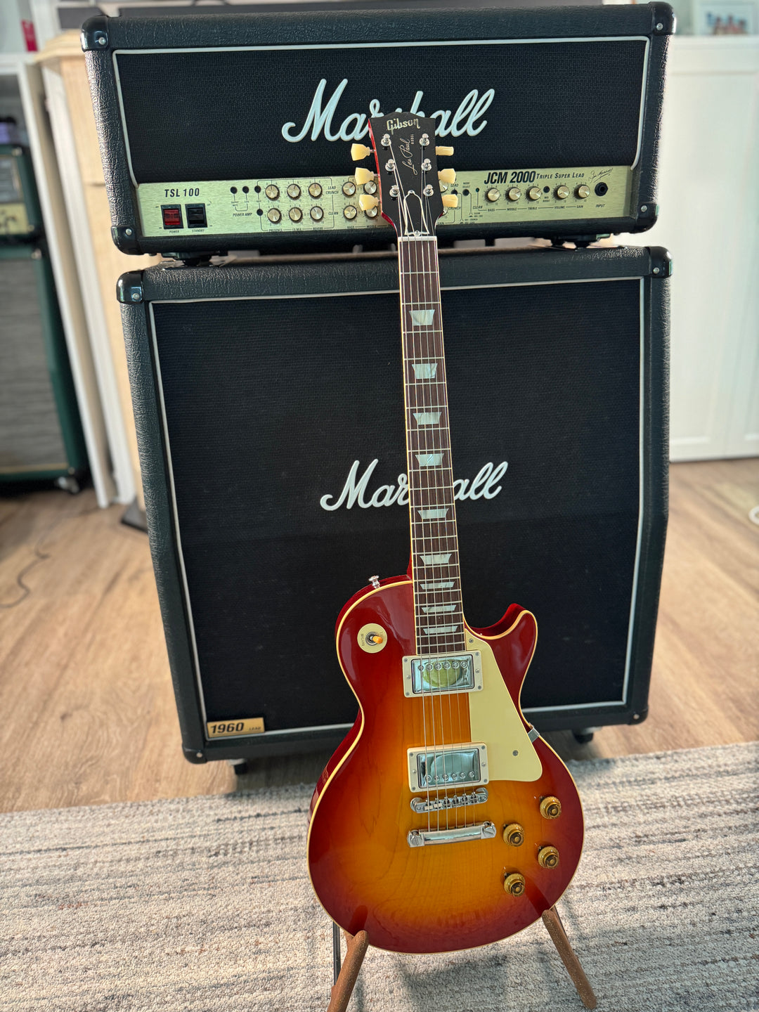 $20 - 2 HD Wallpapers & 2 Free Entries